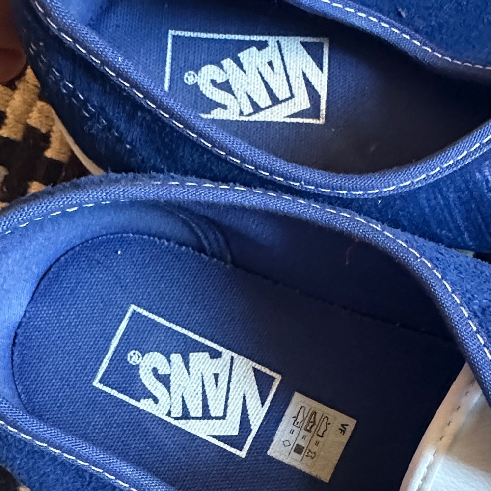 Vans Men's Deep Blue Canvas Sneakers - Picture 4 of 6